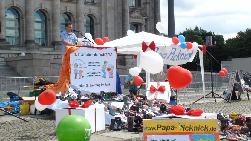 Redner Papa Andreas
